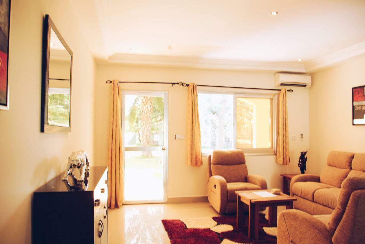 Kololi Beach Resort Bagian luar foto