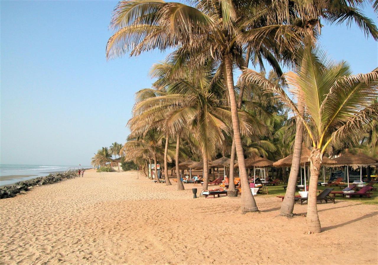 Kololi Beach Resort Bagian luar foto